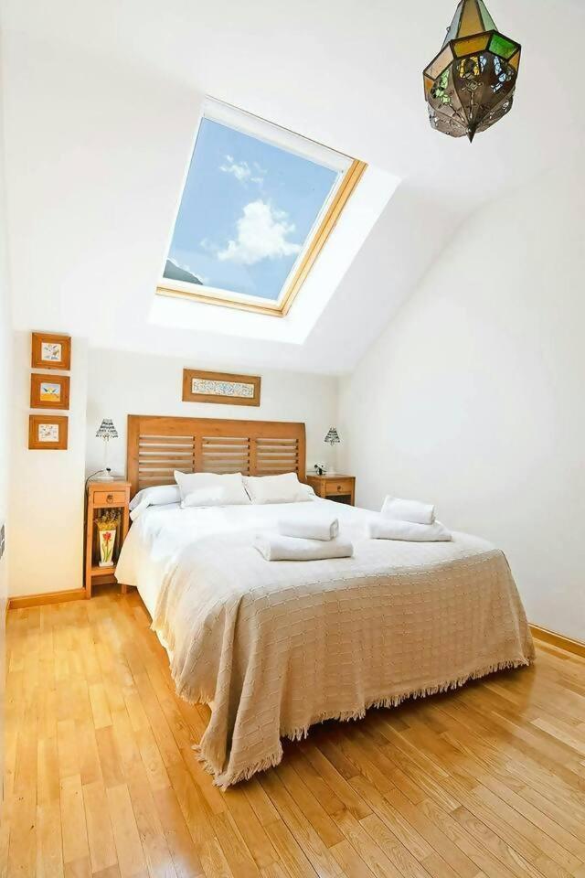Casa Begona - Wifi Sencillo Y Acogedor Apartment Sallent De Gallego Exterior photo